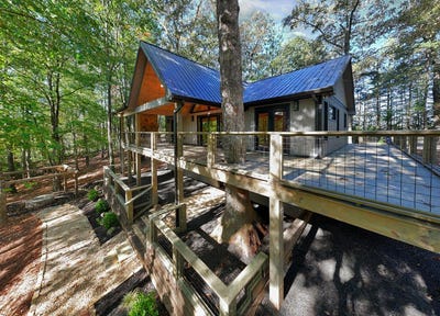 /international/us/81-silver-oaks-court-blue-ridge-ga-110120527854/