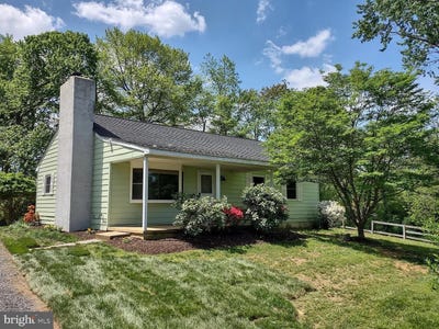/international/us/12009-briar-patch-road-delaplane-va-110108845171/