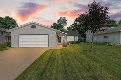 /international/us/1410-fairfax-street-oshkosh-wi-110101366940/