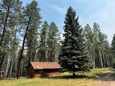 /international/us/40-grass-mountain-pecos-nm-110120412943/