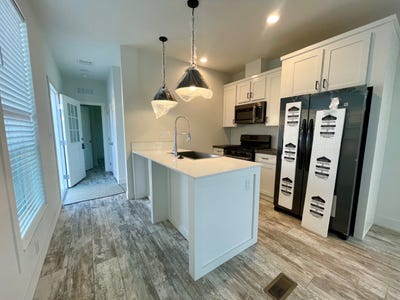 /international/us/1600-palm-ave-san-diego-ca-110092962917/