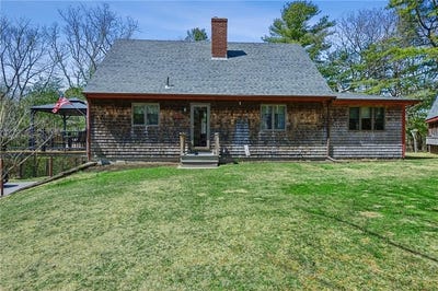 /international/us/320-shannock-road-south-kingstown-ri-110107157965/