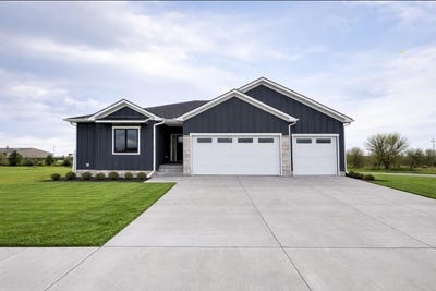 /international/us/4274-56th-avenue-columbus-ne-110106918253/