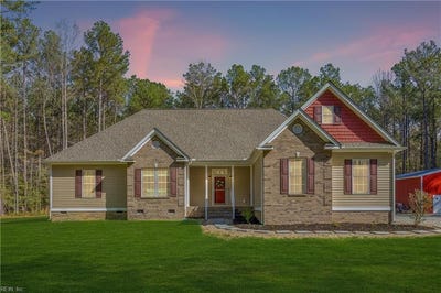 /international/us/5903-homeplace-lane-gloucester-va-110107039022/