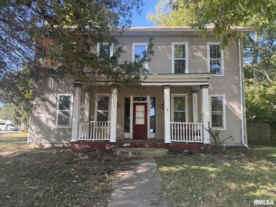 /international/us/171-s-main-street-winchester-il-110120691206/