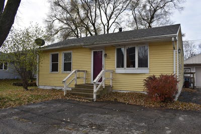 /international/us/6610-main-street-downers-grove-il-110088377283/