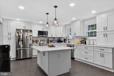 /international/us/74-barberry-lane-churchville-pa-110120489361/