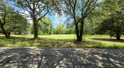 /international/us/12456-n-pointe-road-winona-tx-110109960439/