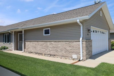 /international/us/701-s-bradley-street-rock-rapids-ia-110108629934/