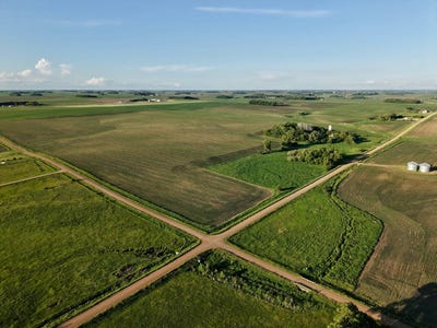 /international/us/47626-253rd-st-baltic-sd-110108712348/