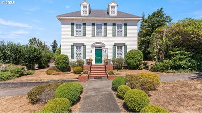 /international/us/812-e-2nd-st-coquille-or-110102086560/