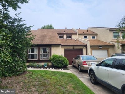 /international/us/20-peregrine-drive-voorhees-nj-110100817066/
