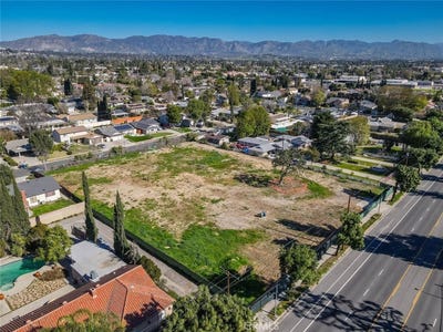 /international/us/17559-devonshire-street-northridge-ca-110098253140/?lang=zh-cn