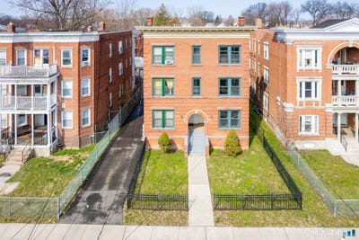 /international/us/hartford-ct-110106849038/