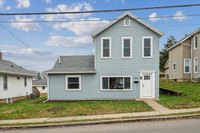 /international/us/1394-w-3rd-street-dubuque-ia-110106531585/