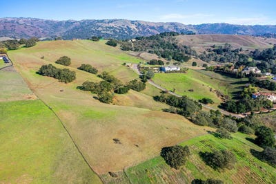 /international/us/2235-liberata-dr-morgan-hill-ca-110103495652/