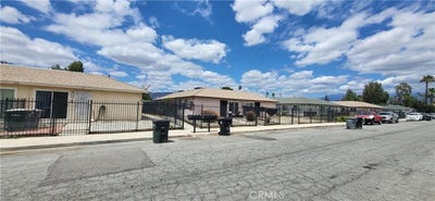 /international/us/526-greystone-hemet-ca-110108415935/