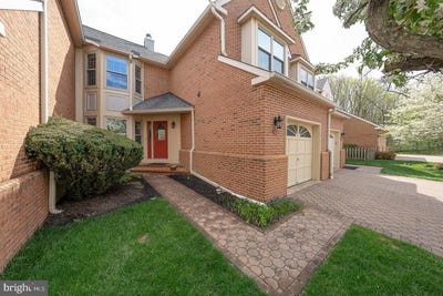 /international/us/125-springton-mews-circle-media-pa-110107342745/