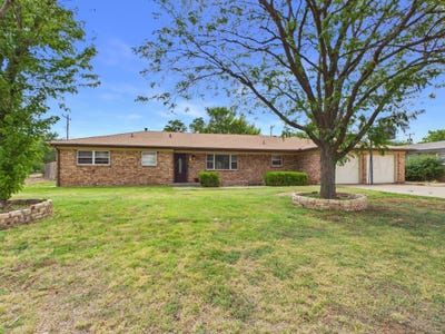 /international/us/410-mills-avenue-dumas-tx-110108806146/