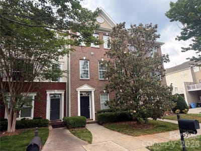 /international/us/3147-coventry-commons-drive-charlotte-nc-110108678093/