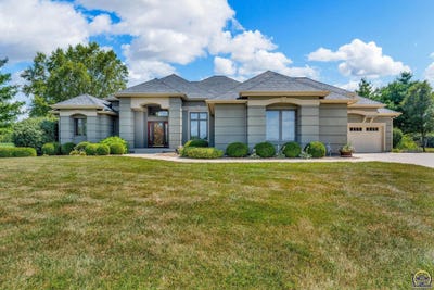 /international/us/3825-se-elm-cove-berryton-ks-110100982593/