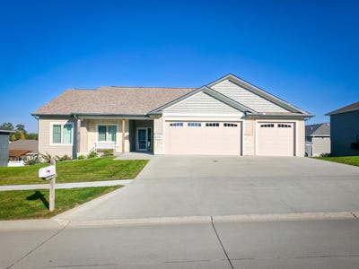 /international/us/2104-homewood-dr-norfolk-ne-110120532820/