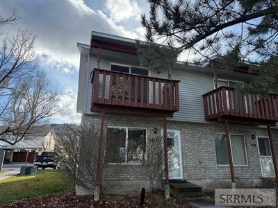 /international/us/1800-s-grant-avenue-pocatello-id-110106492534/