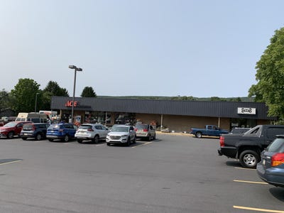 /international/us/629-s-main-street-old-forge-pa-110102751575/