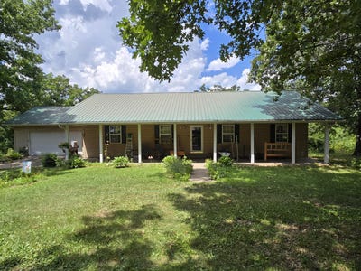 /international/us/21527-county-road-232-hermitage-mo-110101365534/
