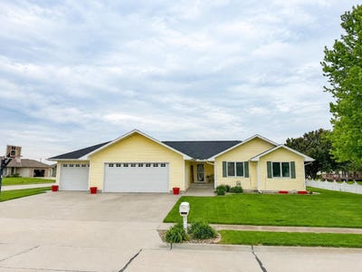 /international/us/361-s-4th-avenue-columbus-ne-110108199106/