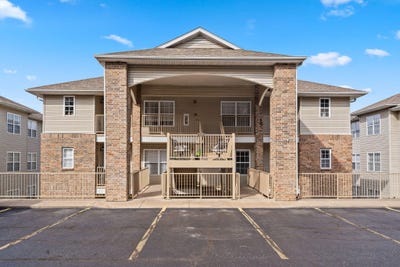 /international/us/134-cozy-court-branson-mo-110107980827/