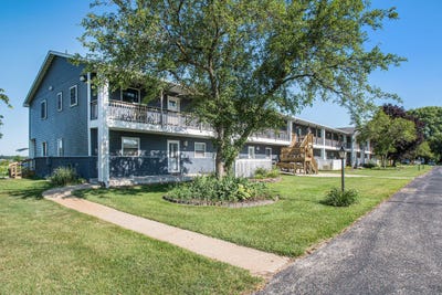 /international/us/68570-morton-drive-edwardsburg-mi-110100621430/