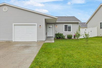 /international/us/15-empire-loop-kalispell-mt-110101363996/