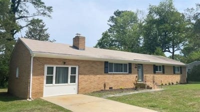 /international/us/107-chestnut-drive-williamsburg-va-110108578194/