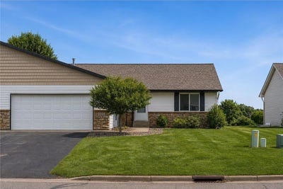 /international/us/905-w-ridge-court-new-richmond-wi-110107934421/