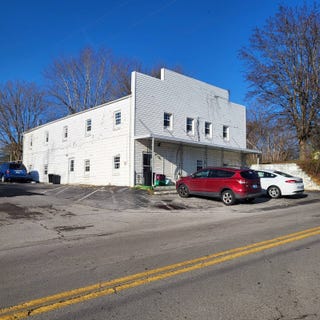 /international/us/130-cumberland-ave-jamestown-ky-110103977528/
