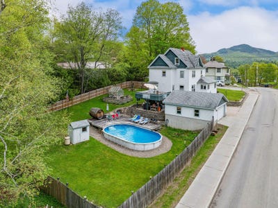 /international/us/3-william-street-saranac-lake-ny-110108166519/