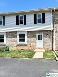 /international/us/15-w-chestnut-street-macungie-boro-pa-110108937445/