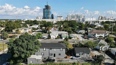 /international/us/904-4th-street-west-palm-beach-fl-110098192021/