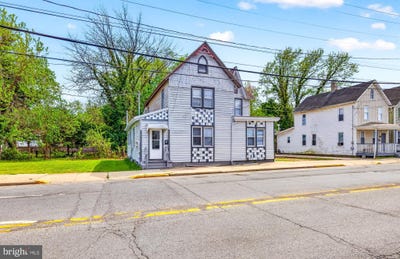 /international/us/214-w-division-street-dover-de-110107569754/