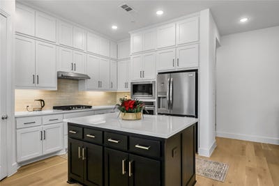 /international/us/8116-yellow-brick-pass-mckinney-tx-110106722393/