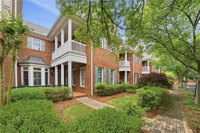 /international/us/8420-parker-place-roswell-ga-110107880392/