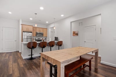 /international/us/12-twin-tip-terrace-lincoln-nh-110101135599/