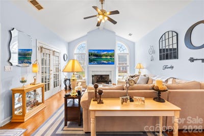 /international/us/8579-highland-glen-drive-charlotte-nc-110104871965/