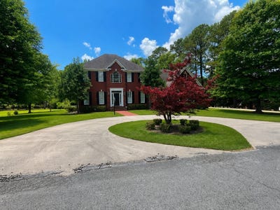 /international/us/170-rosedale-cir-hamilton-al-110108654603/