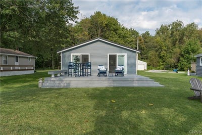 /international/us/24407-hayes-bay-road-three-mile-bay-ny-110109974995/
