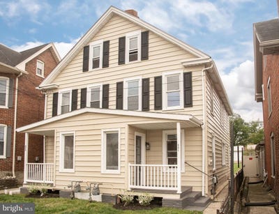 /international/us/604-w-main-st-waynesboro-pa-110108109627/
