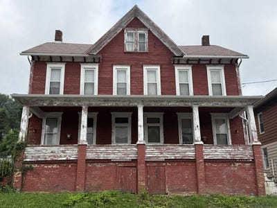 /international/us/322-324-third-street-johnstown-pa-110119629077/