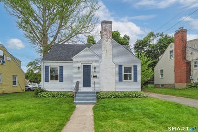 /international/us/96-campfield-road-manchester-ct-110108413393/