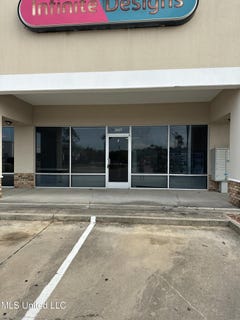 /international/us/3827-bienville-boulevard-lot-7-ocean-springs-ms-110102426058/